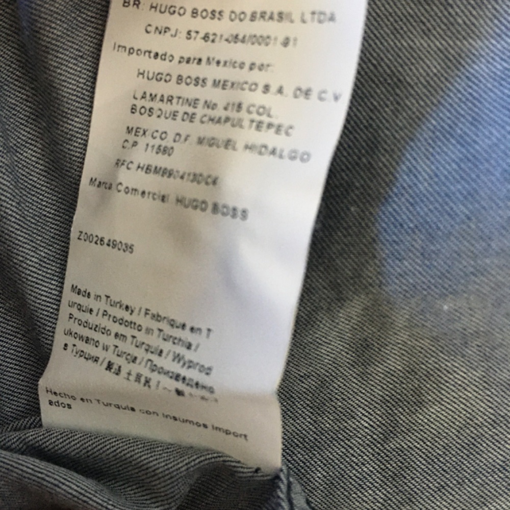 Hugo Boss button up - Picture 10 of 11